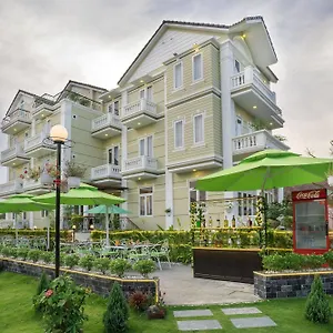 Villa Golden Bell Backpacker Hotel&pool Bar, Hội An